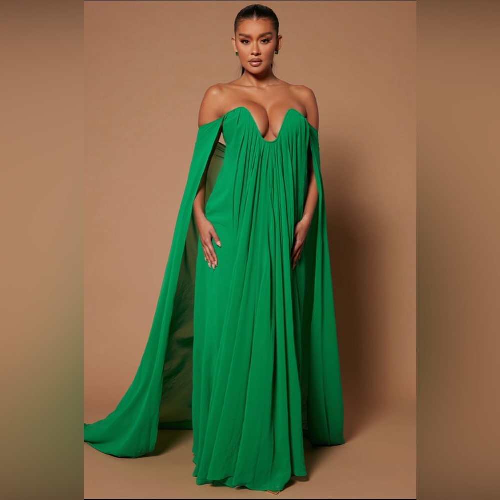 🆕 NWT NEW DRESS 💚